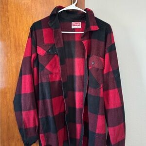 Wrangler Red and Black Plaid Shirt Jacket - Size Medium